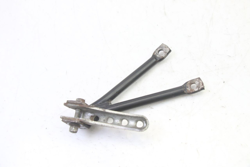 photo de PIASTRA PEDANA POSTERIORE SINISTRA RIEJU MRT 50 (2018 - 2021) - Primo piano tecnico