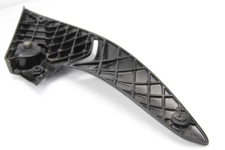 photo de PIASTRA PEDANA POSTERIORE SINISTRA GILERA NEXUS 125 (2009 - 2013) - Altra angolazione