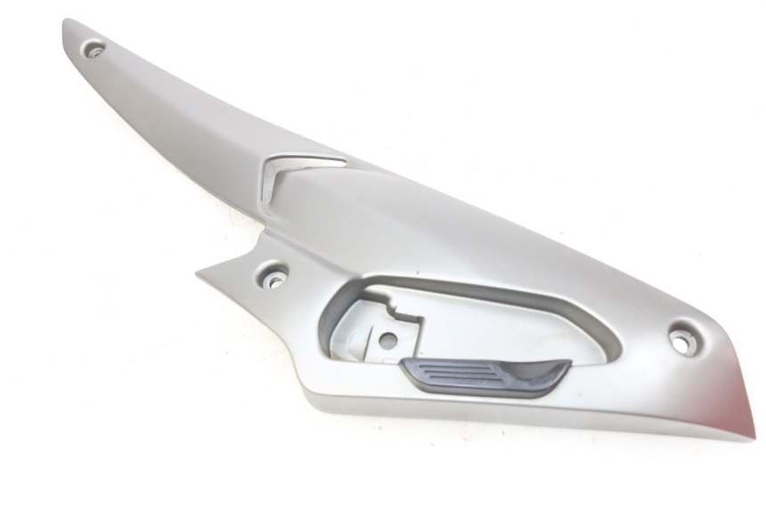 photo de PIASTRA PEDANA POSTERIORE SINISTRA GILERA NEXUS 125 (2009 - 2013) - Dettaglio del componente