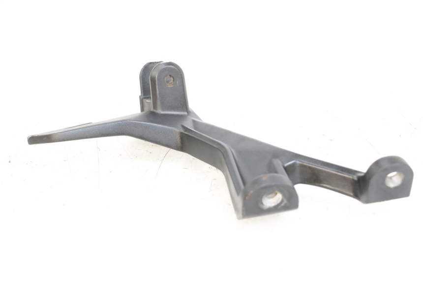 photo de PEDANA POSTERIORE SINISTRA SUPPORTO KAWASAKI NINJA 400 (2018 - 2023) - Altra angolazione