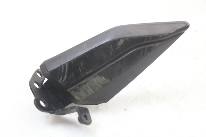 photo de PEDANA POSTERIORE SINISTRA SUPPORTO PEUGEOT BELVILLE 125 (2017 - 2021) - Altra angolazione