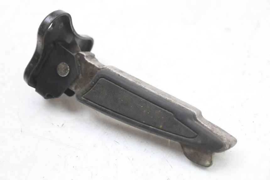 photo de PEDANA POSTERIORE SINISTRA SUPPORTO PEUGEOT DJANGO 125 (2014 - 2017) - Vista principale