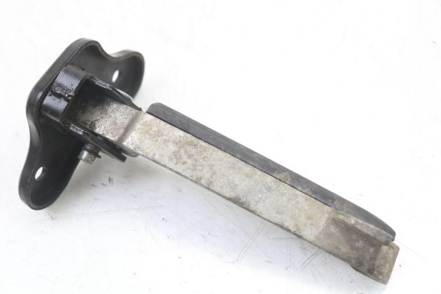 photo de PEDANA POSTERIORE SINISTRA SUPPORTO PEUGEOT DJANGO 125 (2014 - 2017) - Dettaglio del componente