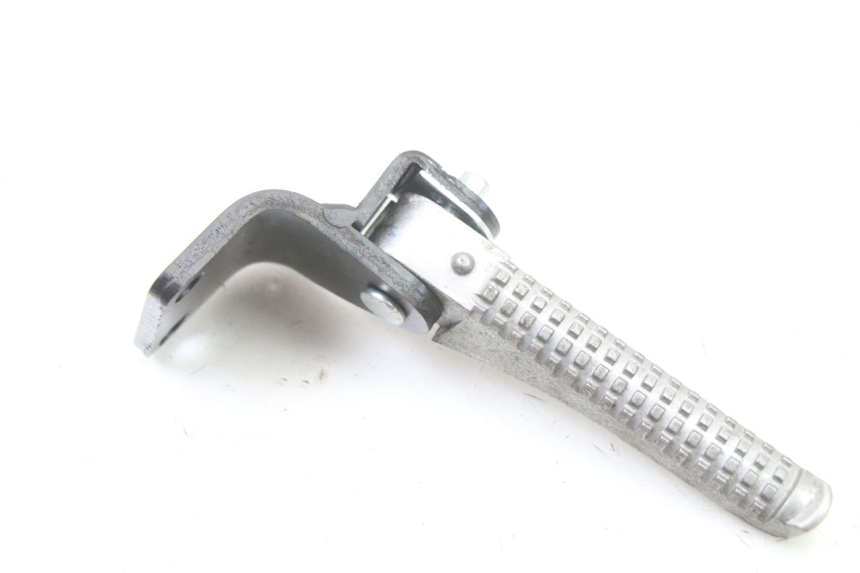 photo de PEDANA POSTERIORE SINISTRA SUPPORTO PIAGGIO NRG POWER PUREJET 50 (2018 - 2021) - Dettaglio del componente