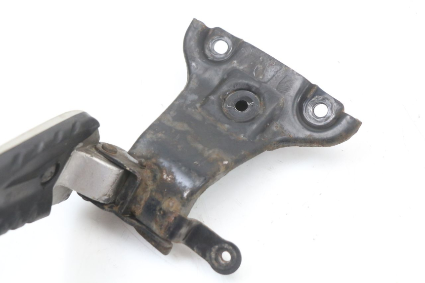 photo de PEDANA POSTERIORE SINISTRA SUPPORTO HONDA SH ABS 125 (2012 - 2017) - Altra angolazione