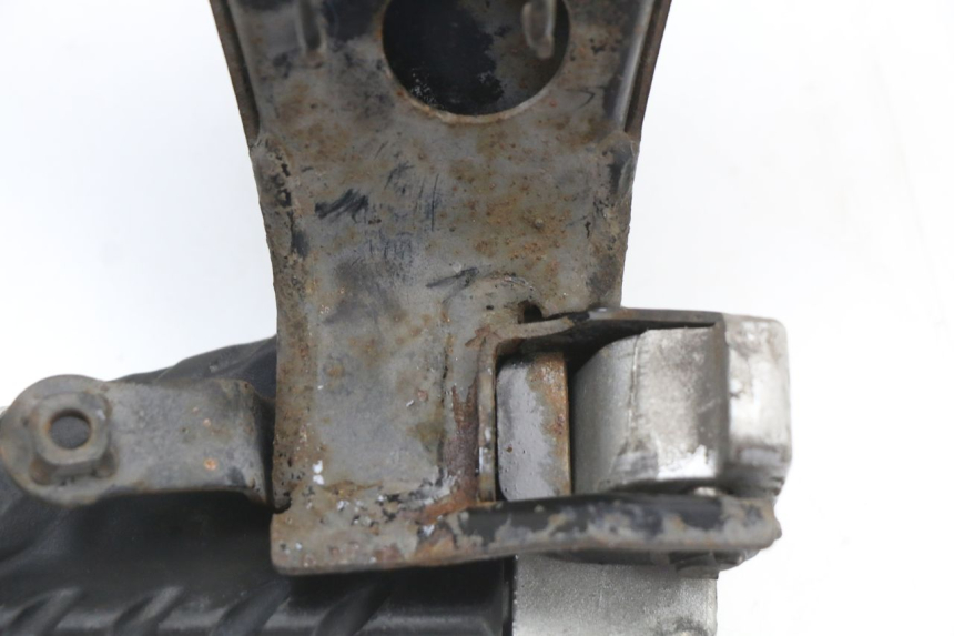 photo de PEDANA POSTERIORE SINISTRA SUPPORTO HONDA SH ABS 125 (2012 - 2017) - Dettagli dei punti di fissaggio