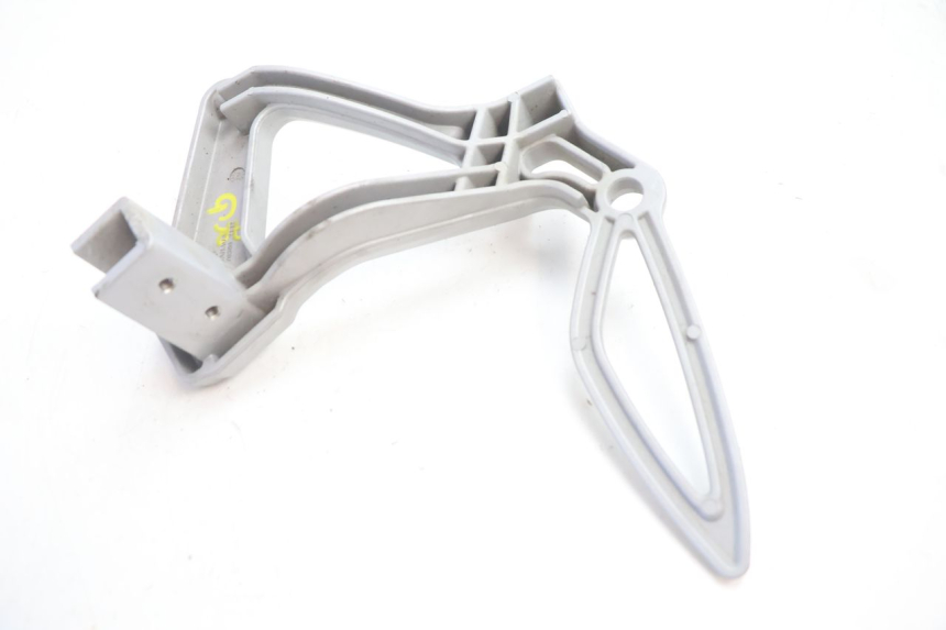 photo de PEDANA POSTERIORE SINISTRA SUPPORTO CAN-AM SPYDER RS 1000 (2008 - 2012) - Primo piano tecnico