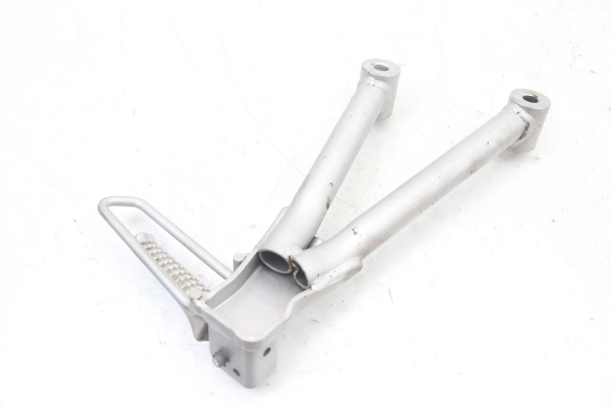 photo de PIASTRA PEDANA POSTERIORE SINISTRA SUZUKI GSF S BANDIT 600 (2000 - 2004) - Dettagli dei punti di fissaggio