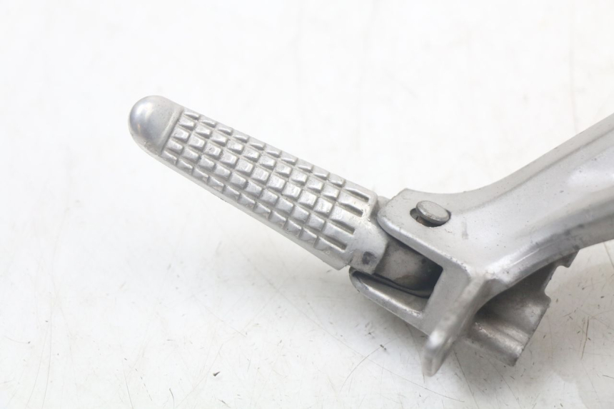 photo de PIASTRA PEDANA POSTERIORE SINISTRA SUZUKI SV N 650 (1999 - 2002) - Dettaglio del componente