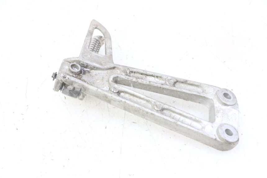 photo de PEDANA POSTERIORE SINISTRA SUPPORTO YAMAHA TDR DELTABOX 125 (1997 - 2003) - Altra angolazione