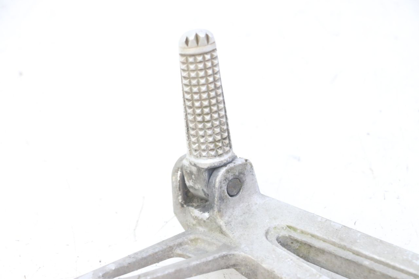 photo de PEDANA POSTERIORE SINISTRA SUPPORTO YAMAHA TDR DELTABOX 125 (1997 - 2003) - Dettagli dei punti di fissaggio