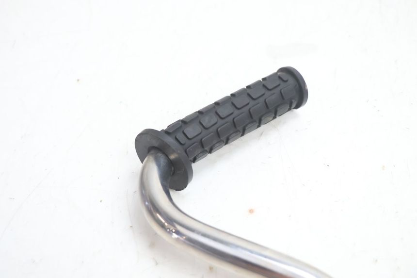 photo de PEDANA POSTERIORE SINISTRA SUPPORTO BOOM TRIKE FUN 500 (2004 - 2010) - Zoom sullo stato d'uso