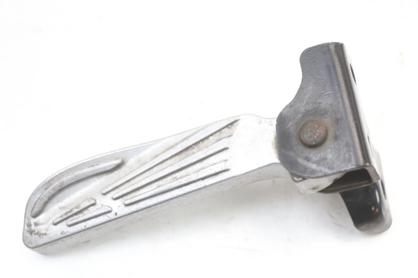 photo de PEDANA POSTERIORE SINISTRA SUPPORTO PEUGEOT TWEET 125 (2018 - 2021) - Dettaglio del componente