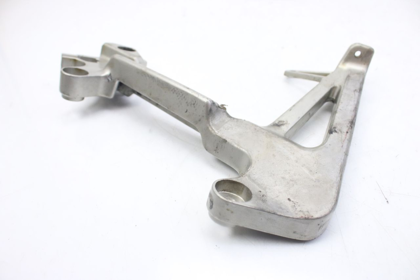 photo de PIASTRA PEDANA POSTERIORE SINISTRA HONDA VFR FI RC46 800 (1998 - 2001) - Primo piano tecnico