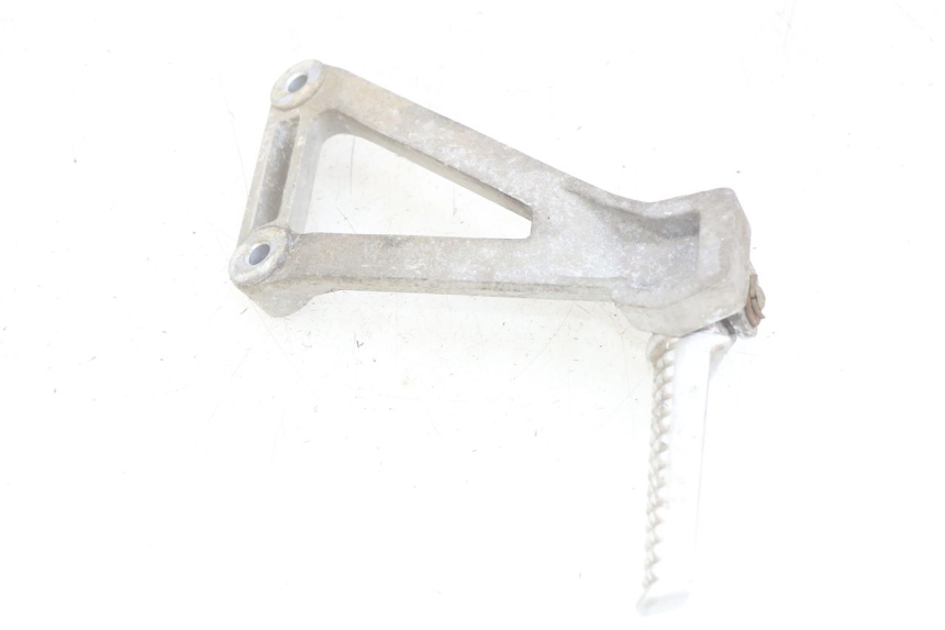 photo de PIASTRA PEDANA POSTERIORE SINISTRA DAELIM VJ ROADWIN FI 125 (2008 - 2017) - Dettaglio del componente