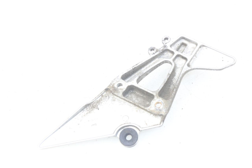photo de PIASTRA PEDANA POSTERIORE SINISTRA SUZUKI XF FREEWIND 650 (1997 - 2003) - Dettaglio del componente