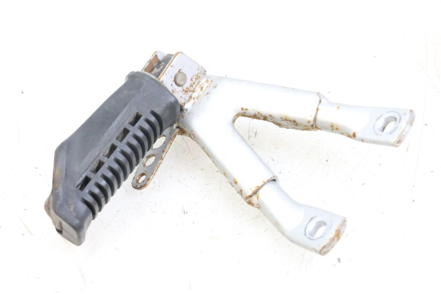 photo de PIASTRA PEDANA POSTERIORE SINISTRA HYOSUNG XRX 125 (2000 - 2008) - Zoom sullo stato d'uso