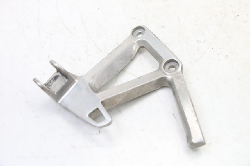 photo de PEDANA POSTERIORE SINISTRA SUPPORTO YAMAHA FZS FAZER 600 (2001 - 2003) - Vista principale