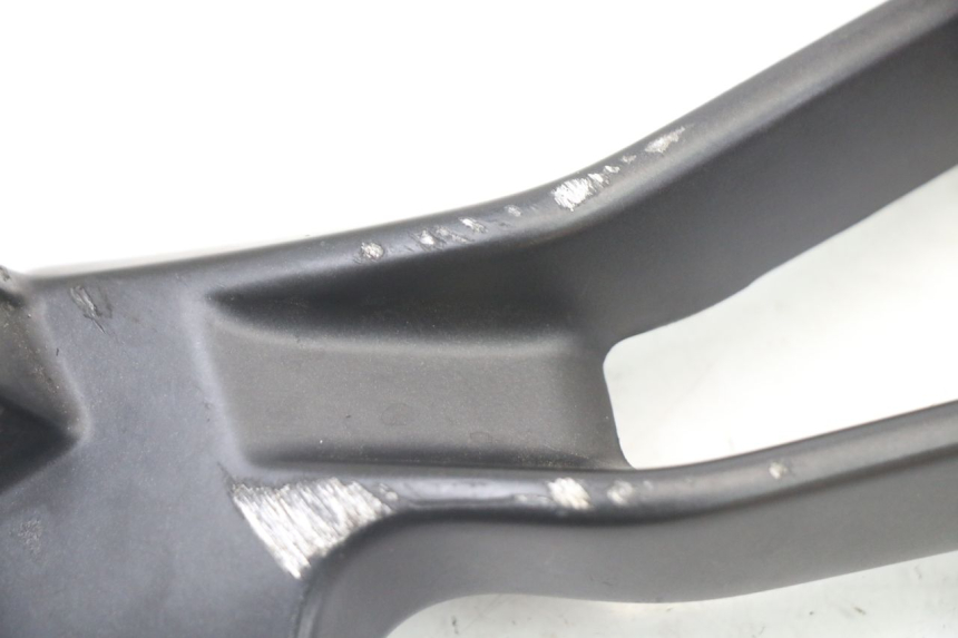 photo de PEDANA POSTERIORE SINISTRA SUPPORTO YAMAHA TRACER 7 700 (2020 - 2024) - Dettaglio del componente