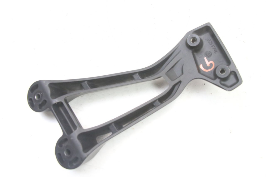 photo de PEDANA POSTERIORE SINISTRA SUPPORTO YAMAHA TRACER 7 700 (2020 - 2024) - Vista d'insieme del prodotto