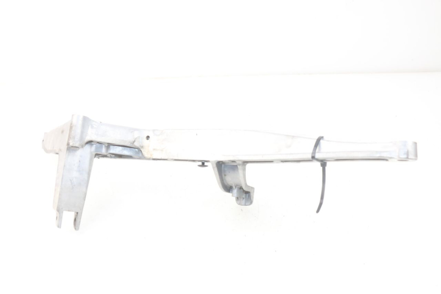 photo de PEDANA POSTERIORE SINISTRA SUPPORTO YAMAHA YP T-MAX TMAX 530 (2017 - 2020) - Altra angolazione