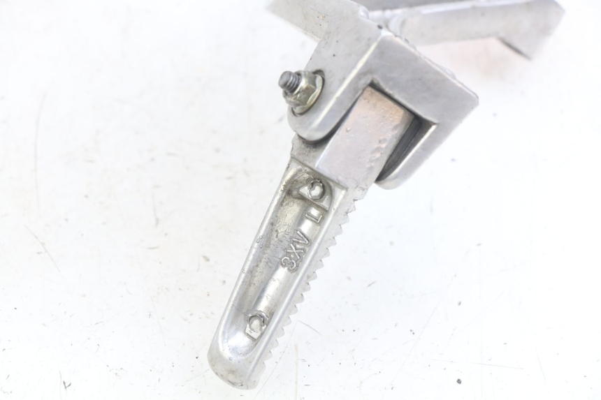 photo de PIASTRA PEDANA POSTERIORE SINISTRA YAMAHA YZF R THUNDERCAT 600 (1996 - 2003) - Zoom sullo stato d'uso