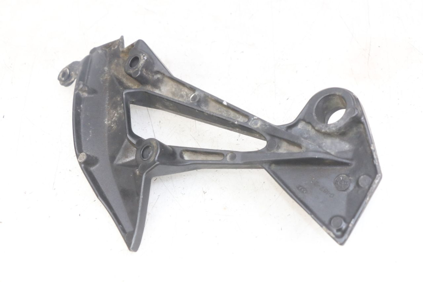 photo de PIASTRA PEDANA POSTERIORE SINISTRA KAWASAKI Z 750 (2007 - 2013) - Zoom sullo stato d'uso