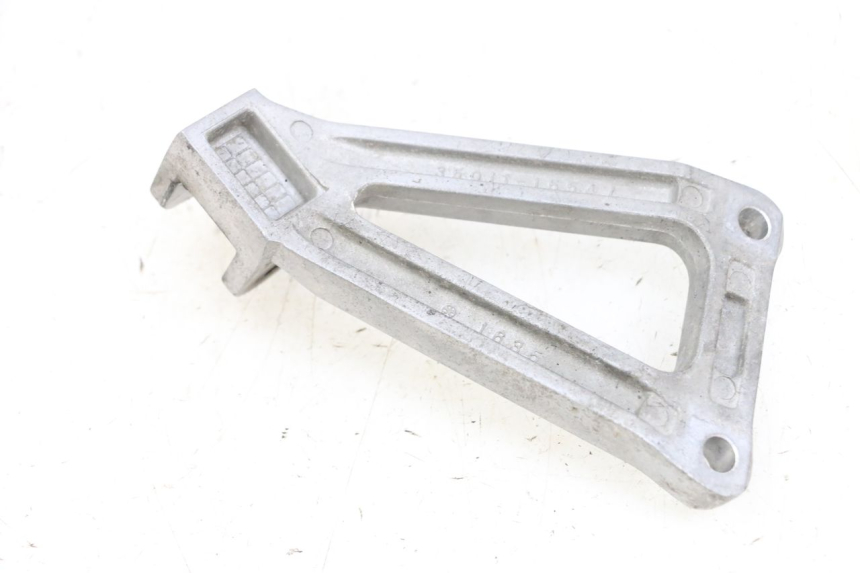 photo de PEDANA POSTERIORE SINISTRA SUPPORTO KAWASAKI ZR 7 750 (1999 - 2004) - Zoom sullo stato d'uso