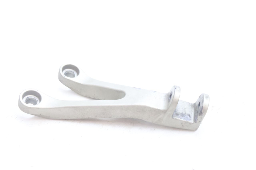 photo de PEDANA POSTERIORE SINISTRA SUPPORTO KAWASAKI ZX-6R ZX6R 600 (2000 - 2002) - Dettaglio del componente