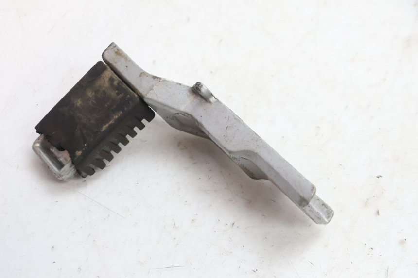 photo de PEDANA ANTERIORE DESTRA SUPPORTO PEUGEOT 103 SPX CLIP 50 (1989 - 1992) - Primo piano tecnico
