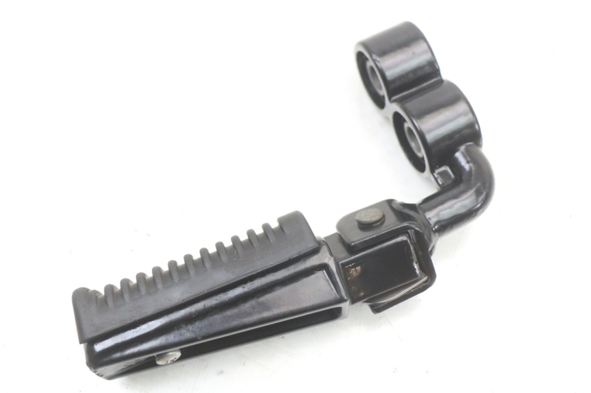 photo de PEDANA ANTERIORE DESTRA SUPPORTO ARCHIVE CAFE RACER 4T 50 (2019 - 2024) - Zoom sullo stato d'uso