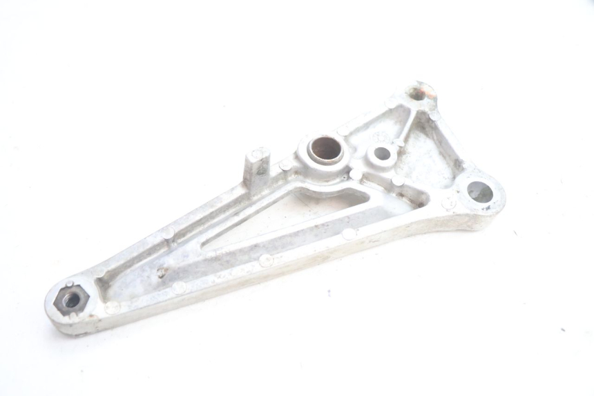 photo de PEDANA ANTERIORE DESTRA SUPPORTO HONDA CB TWO FIFTY 250 (1991 - 2002) - Vista d'insieme del prodotto