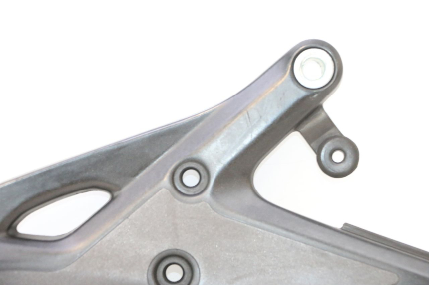 photo de PEDANA ANTERIORE DESTRA SUPPORTO KAWASAKI ER-6 ER6 F ABS 650 (2012 - 2016) - Altra vista dell'articolo