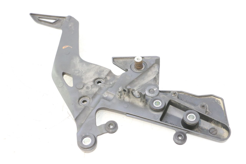 photo de PEDANA ANTERIORE DESTRA SUPPORTO KAWASAKI ER-6 ER6 F ABS 650 (2012 - 2016) - Dettagli dei punti di fissaggio