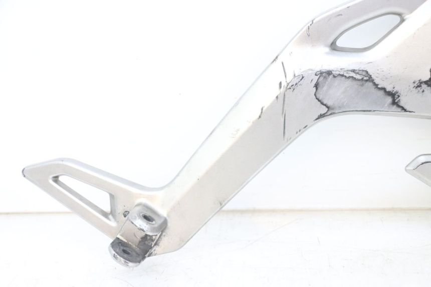 photo de PEDANA ANTERIORE DESTRA SUPPORTO KAWASAKI ER-6 ER6 N 650 (2012 - 2016) - Dettagli dei punti di fissaggio