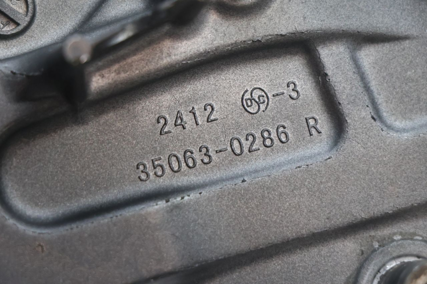 photo de PEDANA ANTERIORE DESTRA SUPPORTO KAWASAKI ER-6 ER6 N 650 (2005 - 2009) - Altra vista dell'articolo