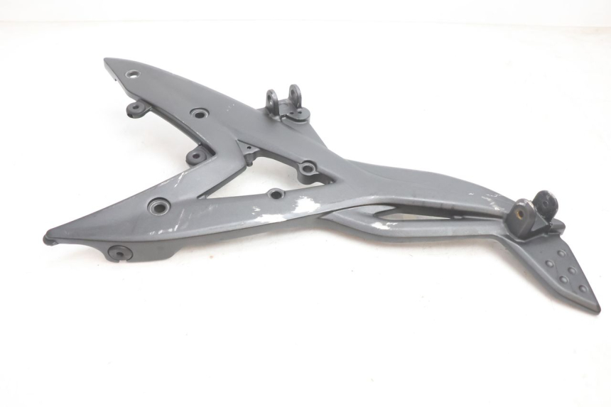 photo de PEDANA ANTERIORE DESTRA SUPPORTO KAWASAKI ER-6 ER6 N 650 (2005 - 2009) - Dettagli dei punti di fissaggio