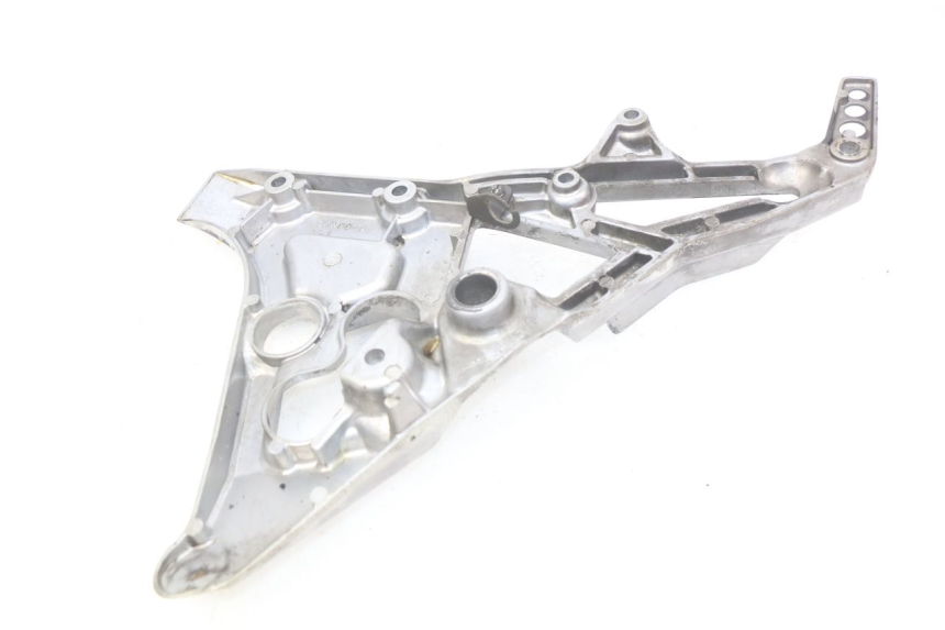 photo de PIASTRA PEDANA ANTERIORE DESTRA YAMAHA FJ 3CX 1200 (1986 - 1996) - Zoom sullo stato d'uso