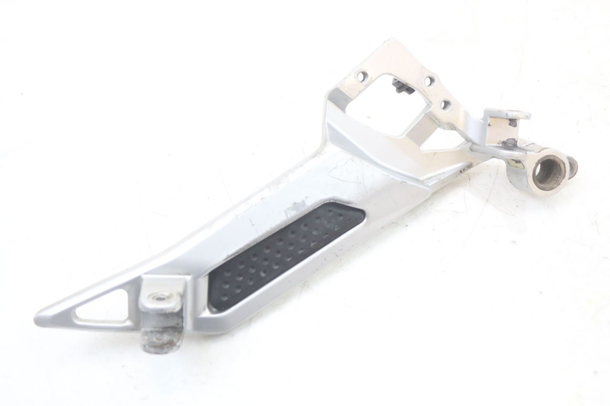 photo de PIASTRA PEDANA ANTERIORE DESTRA YAMAHA FJR ABS 1300 (2006 - 2012) - Vista principale