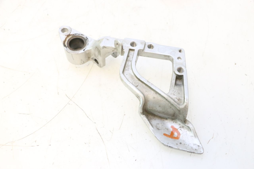 photo de PEDANA ANTERIORE DESTRA SUPPORTO YAMAHA FJR 1300 (2001 - 2005) - Primo piano tecnico