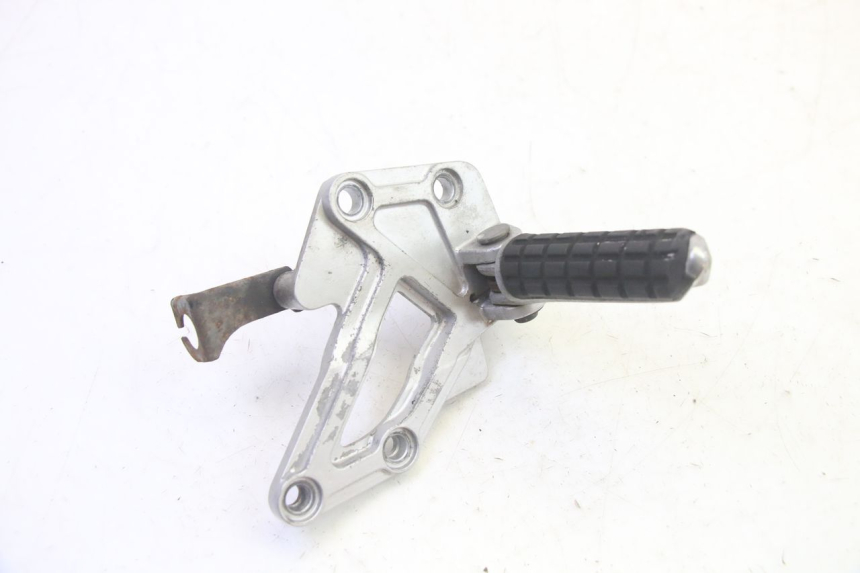 photo de PEDANA ANTERIORE DESTRA SUPPORTO KAWASAKI GPX R WARBIRD 600 (1988 - 1993) - Vista principale