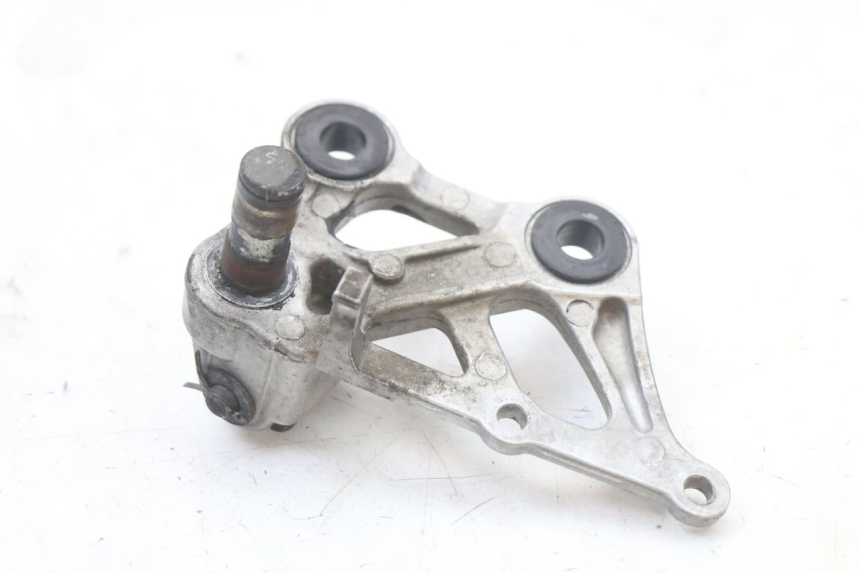 photo de PEDANA ANTERIORE DESTRA SUPPORTO HONDA CBR F 1000 (1993 - 1996) - Altra angolazione