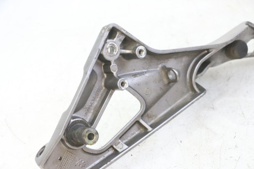 photo de PEDANA ANTERIORE DESTRA SUPPORTO HONDA NTV DEAUVILLE ABS 700 (2007 - 2016) - Altra angolazione