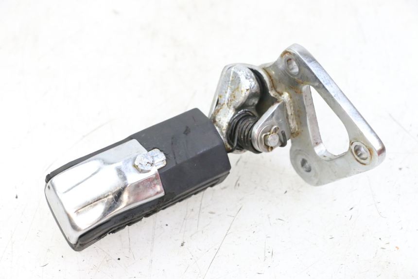 photo de PEDANA ANTERIORE DESTRA SUPPORTO REGAL RAPTOR RAXTER 2 125 (2007 - 2015) - Primo piano tecnico