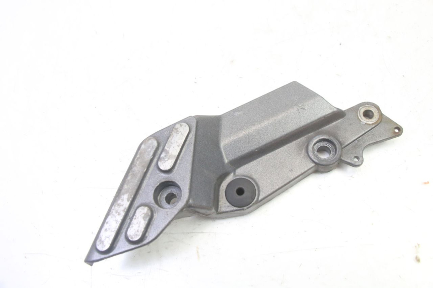 photo de PEDANA ANTERIORE DESTRA SUPPORTO TRIUMPH SPRINT 900 (1995 - 1998) - Vista principale
