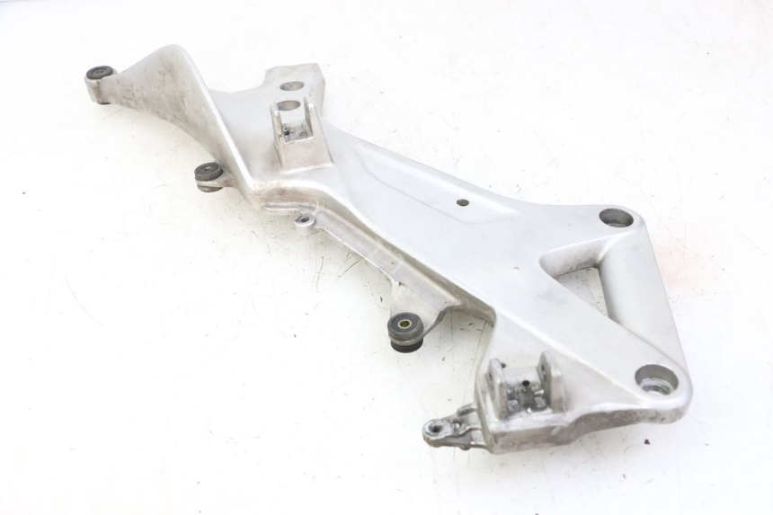 photo de PEDANA ANTERIORE DESTRA SUPPORTO HONDA ST PAN EUROPEAN 1300 (2002 - 2013) - Zoom sullo stato d'uso