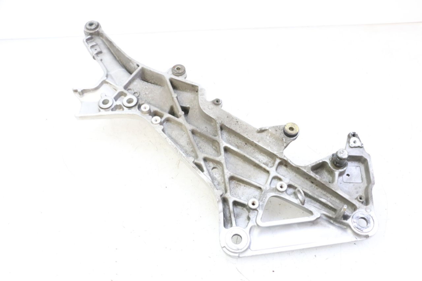 photo de PEDANA ANTERIORE DESTRA SUPPORTO HONDA ST PAN EUROPEAN 1300 (2002 - 2013) - Vista d'insieme del prodotto