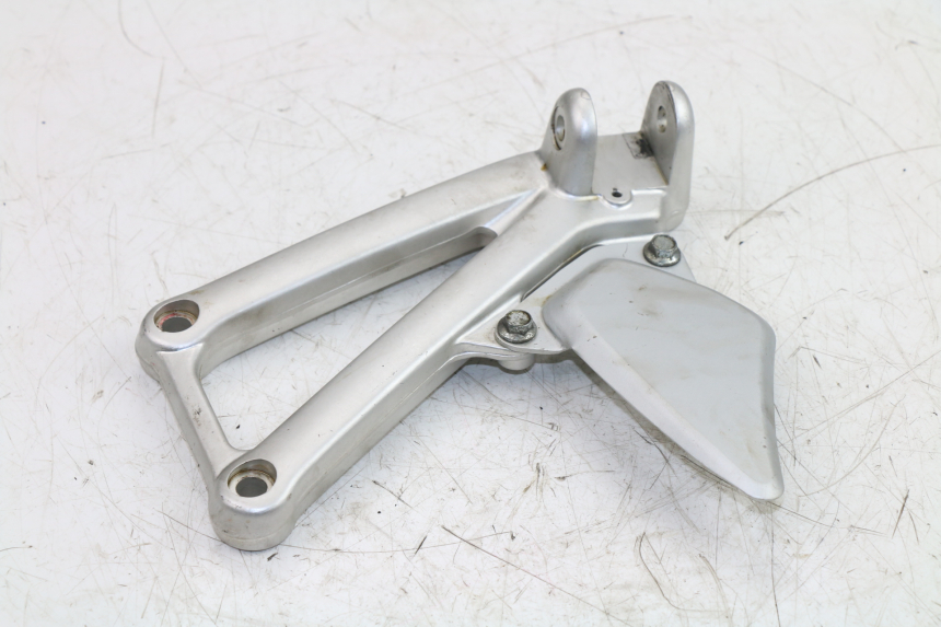photo de PIASTRA PEDANA ANTERIORE DESTRA DUCATI ST3 992 (2006 - 2008) - Altra angolazione