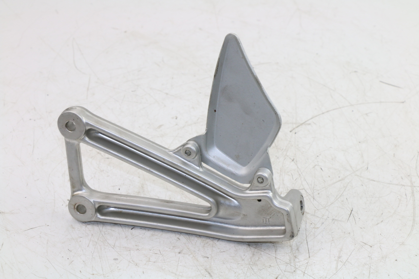 photo de PIASTRA PEDANA ANTERIORE DESTRA DUCATI ST3 992 (2006 - 2008) - Primo piano tecnico