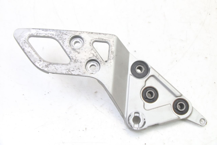 photo de PEDANA ANTERIORE DESTRA SUPPORTO SUZUKI GSX F GSXF 650 (2007 - 2015) - Vista principale